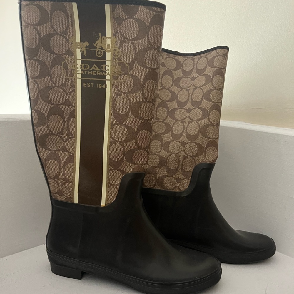 Coach Rainboot Size 8 Brown